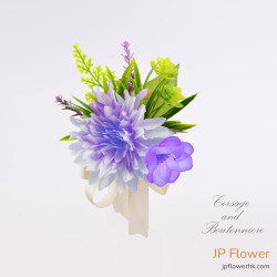 在JP花店選擇小麗花襟花，讓您的畢業典禮更具優雅與風格！-AC600