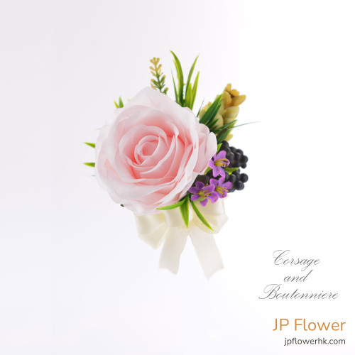 JP花店的牡丹襟花，為婚禮司儀增添獨特魅力與優雅