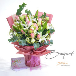 18枝玫瑰 X 百合 X 桔梗 X 尤加利花束 - 「週年紀念的熱情宣言：客製化動態愛意速遞」！