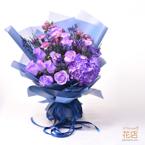 12 JP172 color roses + JP192 color carnations + JP141 color chamelaucium + JP172 color hydrangea bouquet/BO533 bouquet