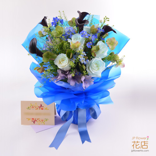 週年慶祝花束的藝術:黑馬蹄蘭、飛燕草與玫瑰的組合 為週年頒獎典禮選擇完美花束:黑馬蹄蘭、飛燕草和玫瑰