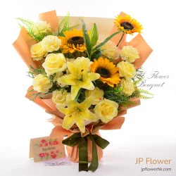 向日葵 + 牡丹 + 玫瑰 仿真花絲花花束（含客製化印字畢業熊公仔與氣球）